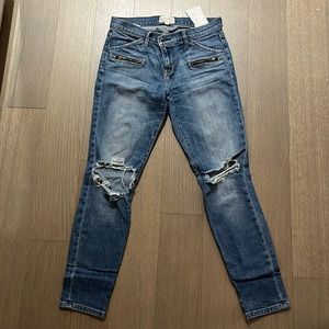 Current/Elliot The Stilleto Moto Medium Wash Jeans. Size 26
